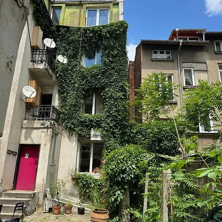 Ferienhaus Spacious House In With Garden Sofia
